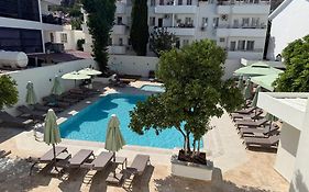 Pasahan Apartments